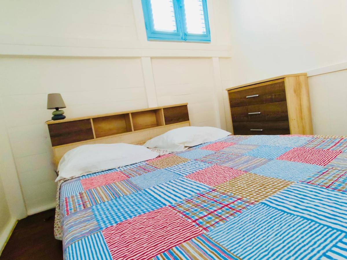 Location Maison Bleue Avec Piscine Privative Au Carbet Martinique Le Carbet Zewnętrze zdjęcie